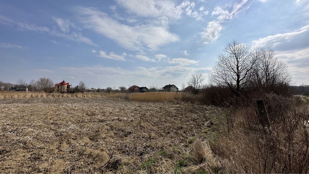 Продам земельну ділянку за містом (Магала) 500м від траси