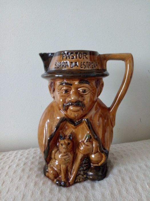 Excelente Caneca em Louça das Caldas, 23Cm,