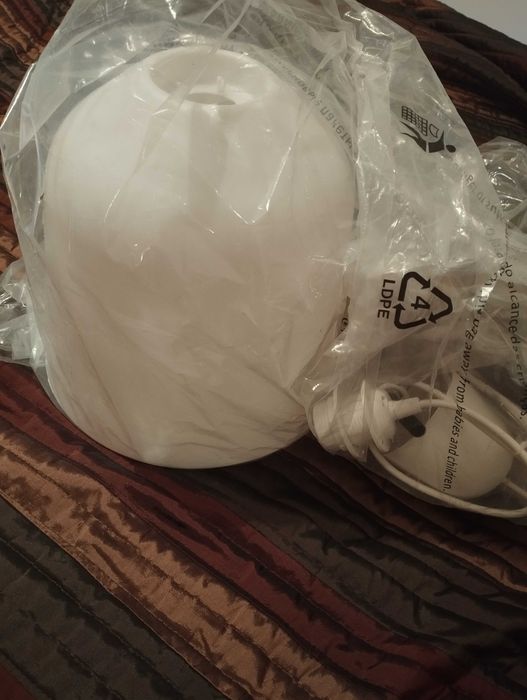 Candeeiro suspenso branco (novo)