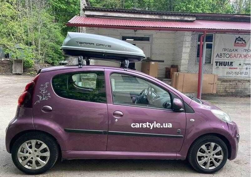 Автобокс на крышу дах Terra Drive 320 літрів сірий чорний матові 134х80х36 см нові уцінка пластик правосторонні Терра Драйв внутр 127x80x36 гарантія