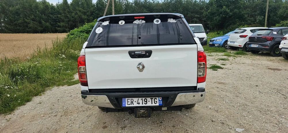 Renault Alaskan