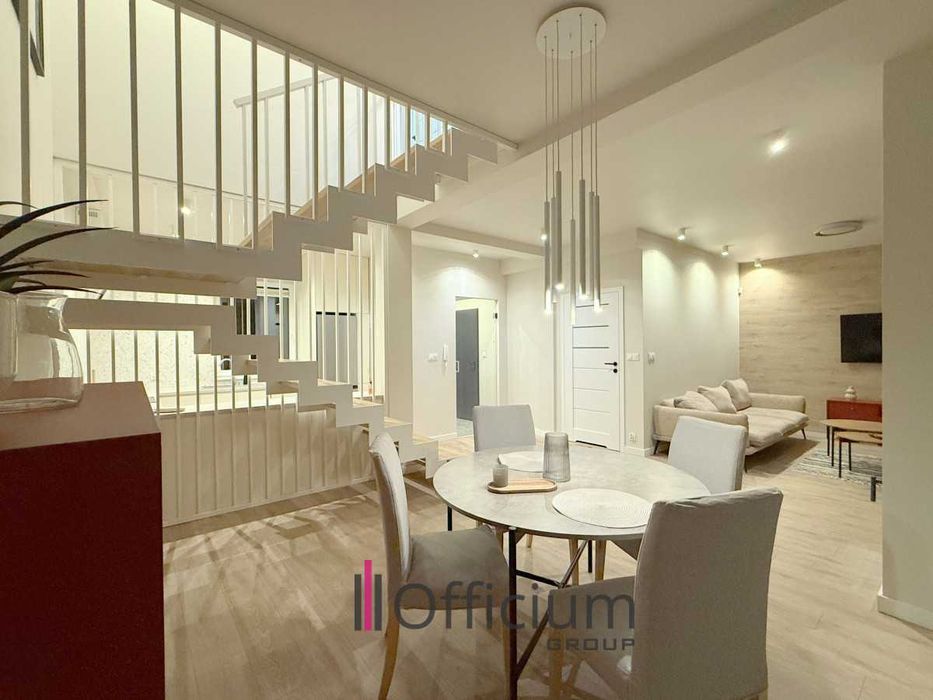 *Elegancki segment w otulinie lasu*