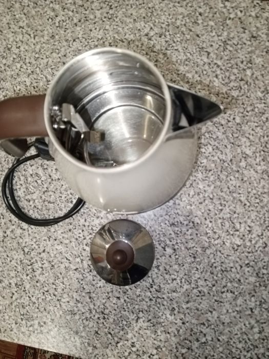 Электрочайник delonghi  dex на запчасти