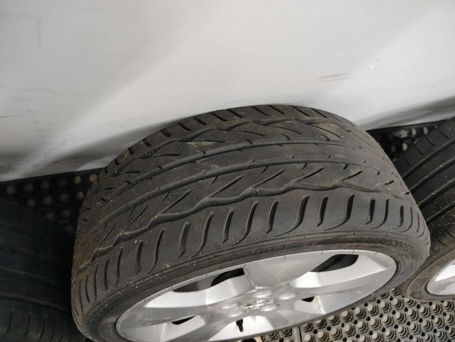 Alufelgi Opel z oponami 17 cali