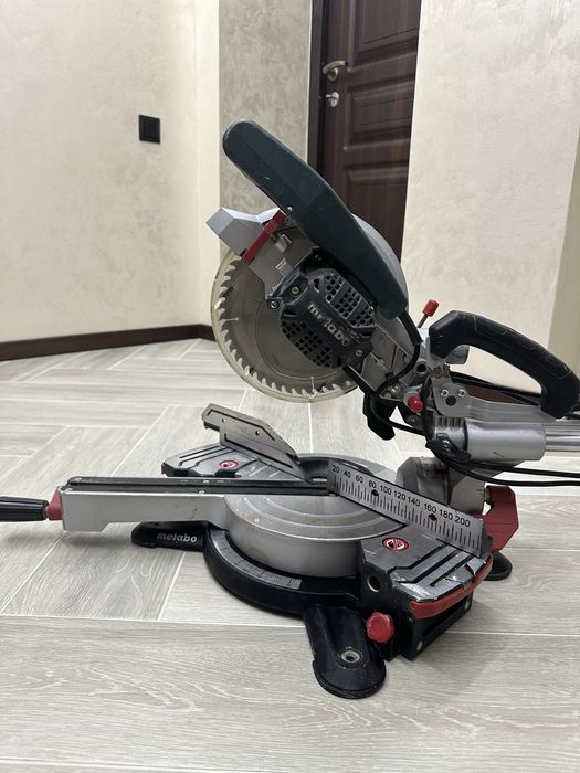 Торцювальна пила/торцовка