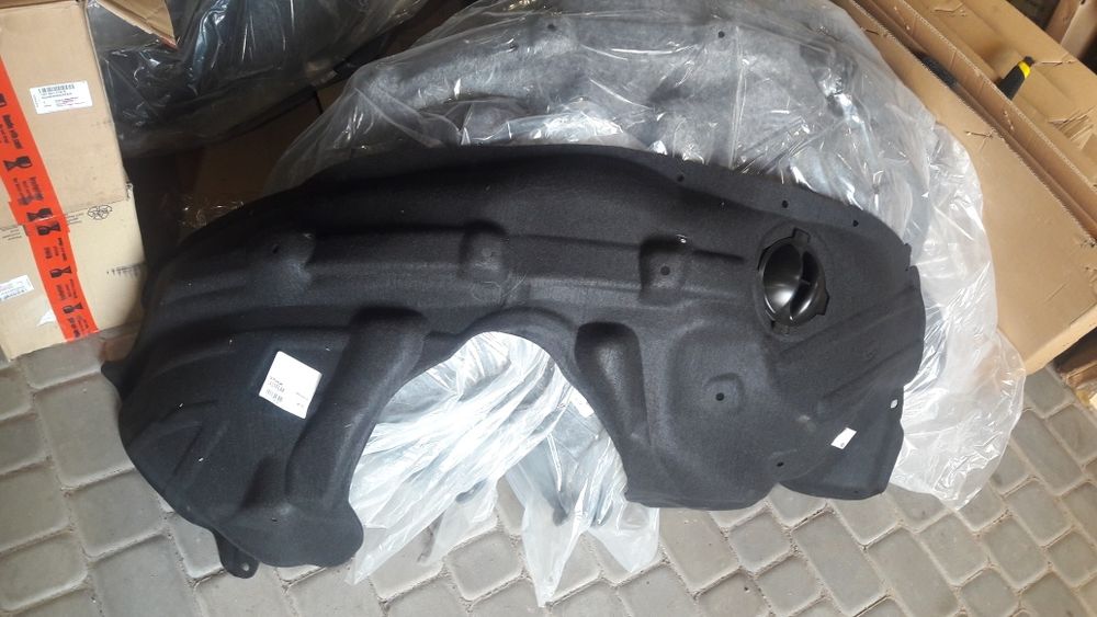 Нижня частина переднього бампера під фарбування Jeep Grand Cherokee 17