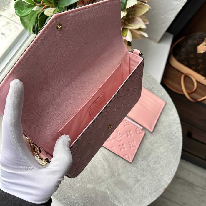 Крутая сумка Louis Vuitton Pochette Félicie
