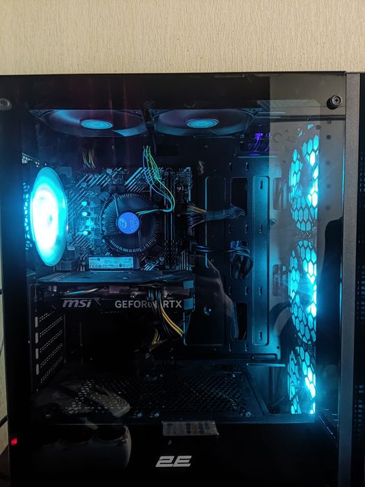 Продам игровой ПК с монитором