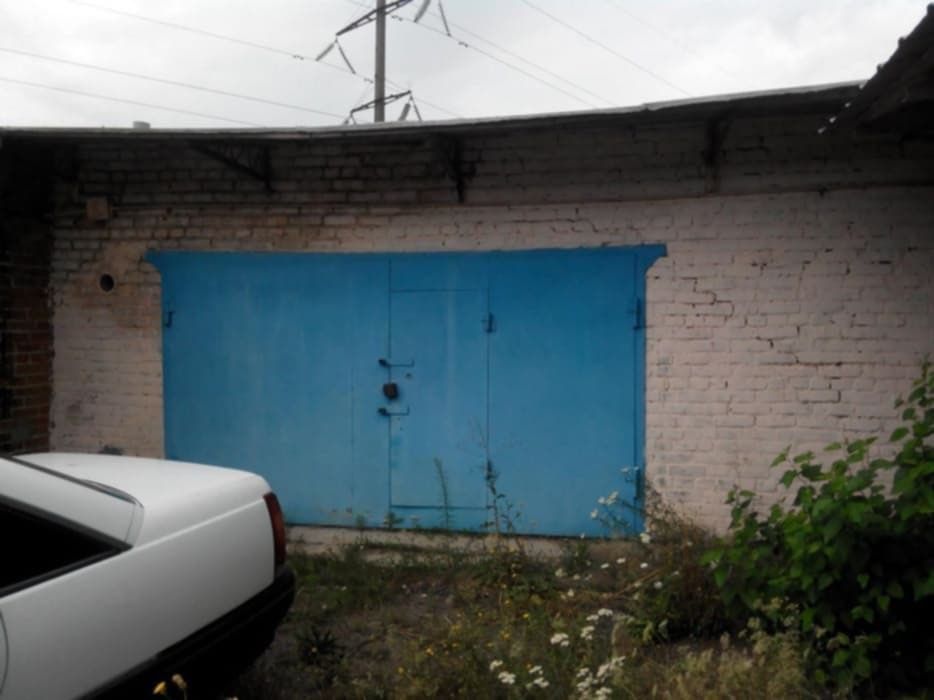Продам гараж в гаражному кооперативі