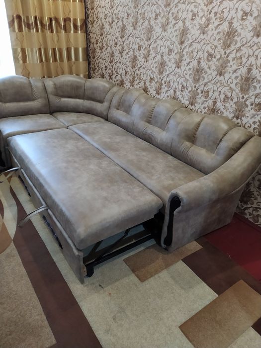 Ремонт перетяжка мягкой мебели. Большой выбор ткани. Фурнитура. Достав