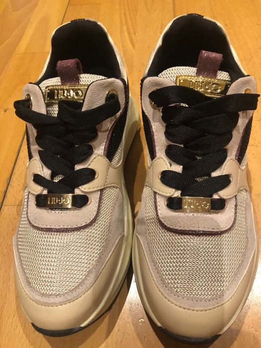 Ténis LUI.JO cor bege/bordeaux/ dourado. Tamanho 37