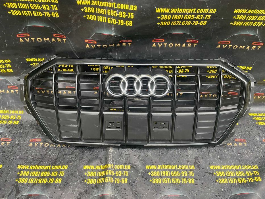 Решітка радіатора AUDI Q3 83A 2019- 83A853651E присутні подряпини в наявності