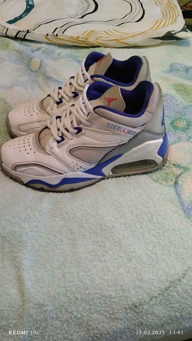 Кроссовки Джордан унисекс .