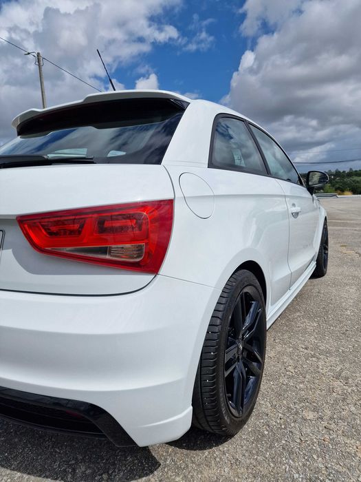 Audi A1 tdi S LINE