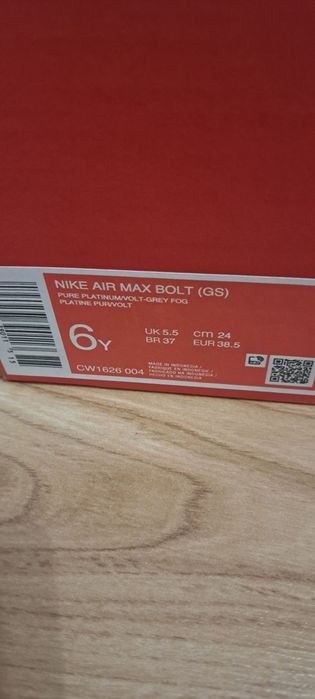 Nike buty nowe rozmiar 38.5