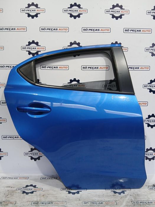 PORTA TRASEIRA DIREITA AZUL MAZDA 2 SPORT 1.5 SKYACTIV ANO: 2015