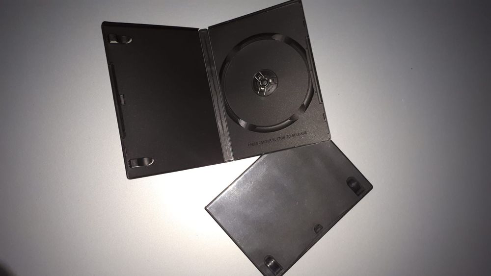 CD/DVD Cases442154130195752961