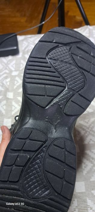 Кросівки зимові жіночі