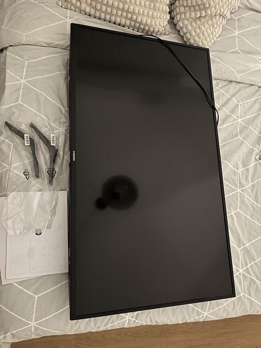 Xiaomi Mi TV P1E 43” 4K UHD Smart TV.