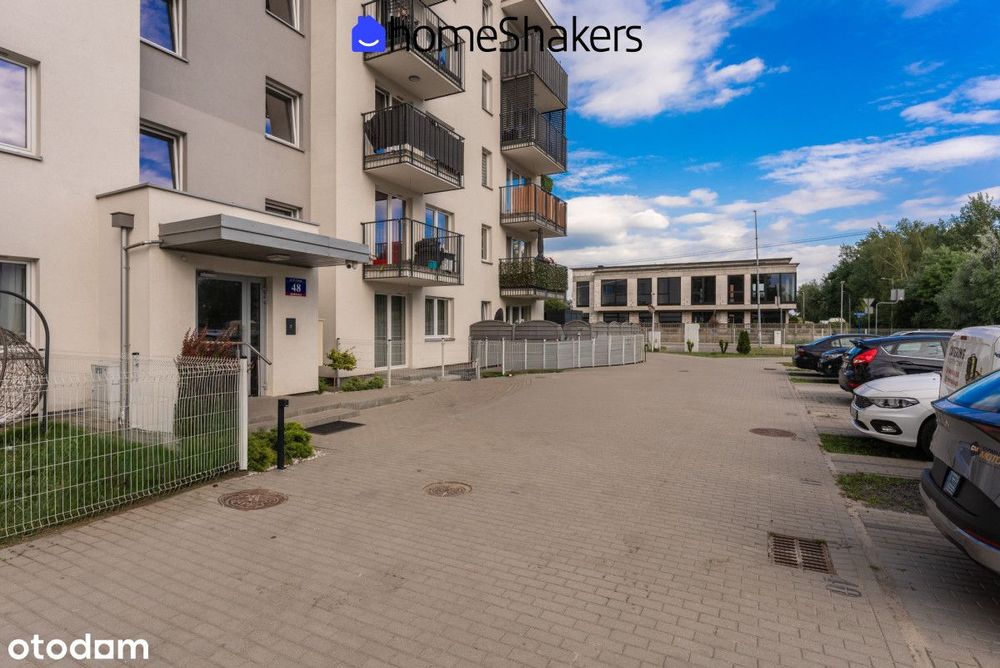 Kameralny blok • Parking• Okazja