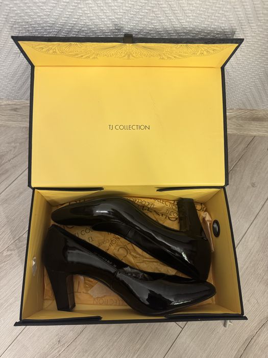 Туфлі лакові TJ COLLECTION