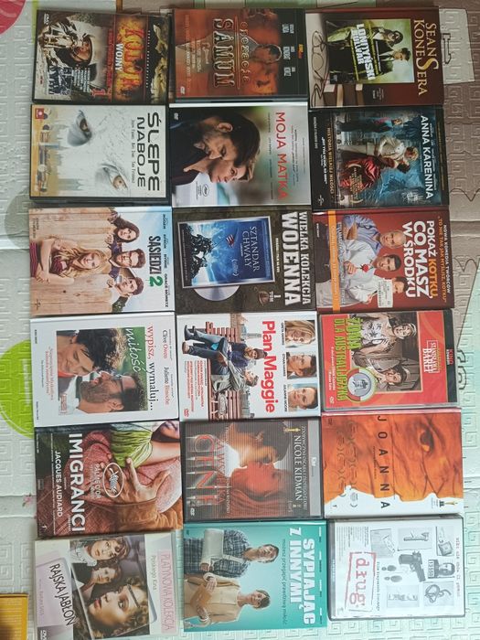 Filmy,okładka twarda,18 sztuk