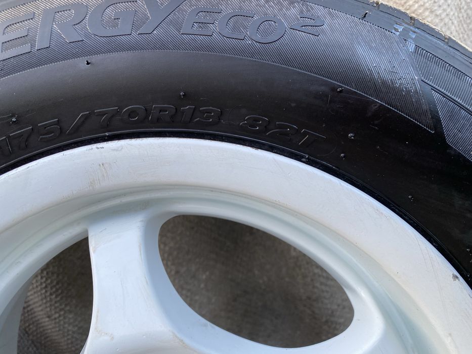 Продам комплект колес