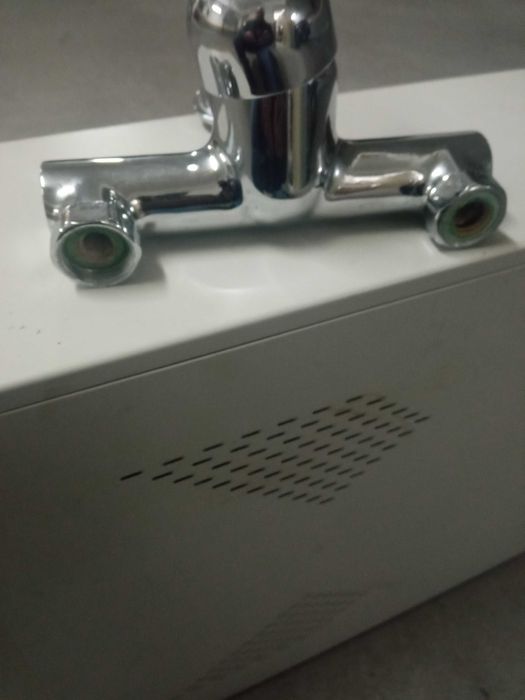 Torneira de Banheira  Zénite como Nova