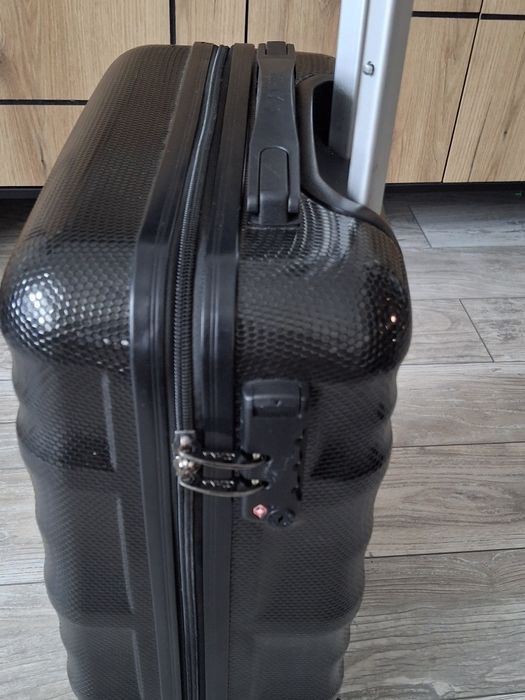 Walizka kabinowa Ochnik czarna obrotowa super stan