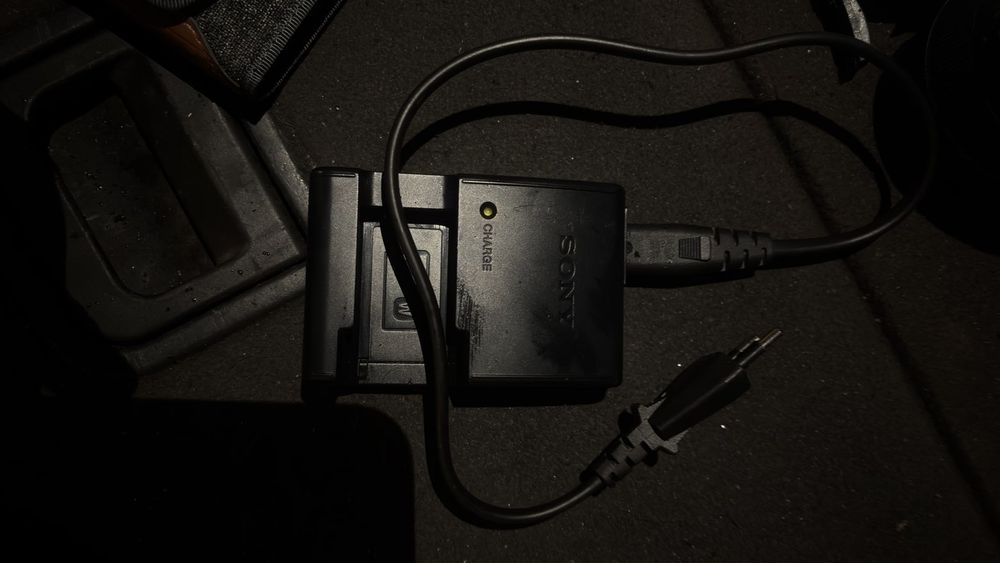 Sony SLT-A37+ 2 obiektywy + filtry