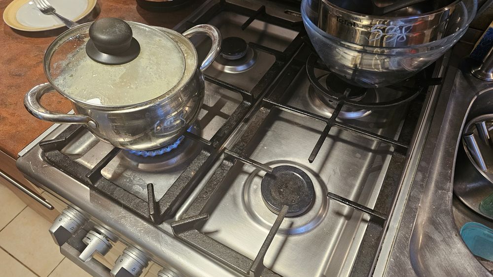 Kuchenka gazowa elektrolux z elektrycznym piekarnikiem 50 cm