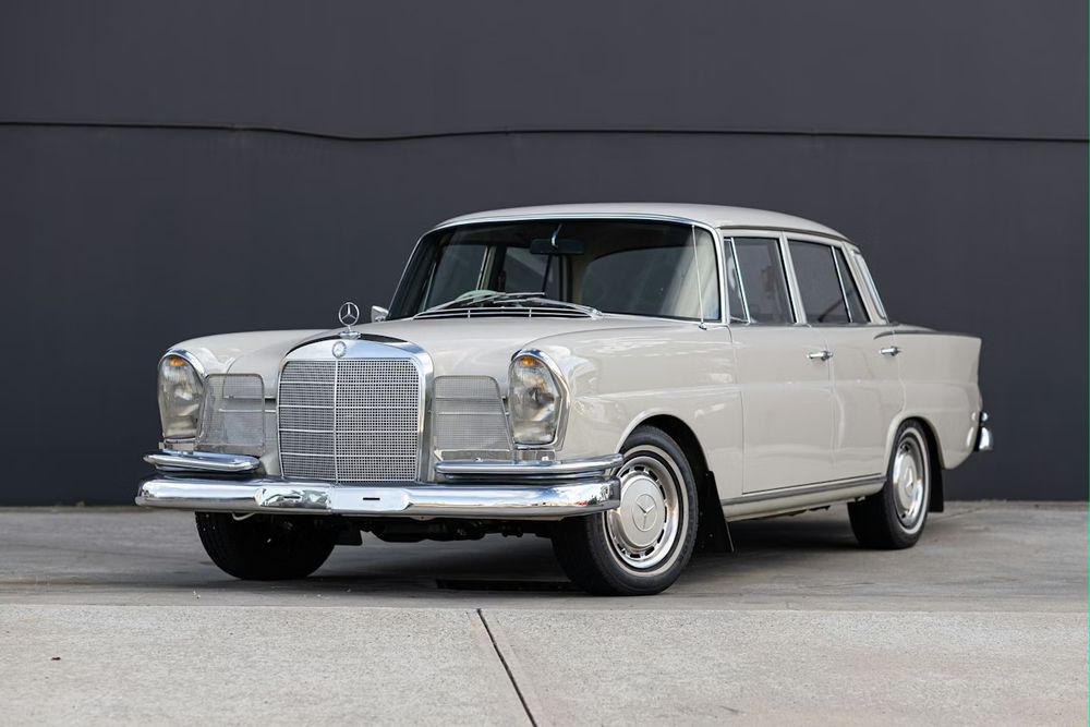 Motor M180 Mercedes W111 230S