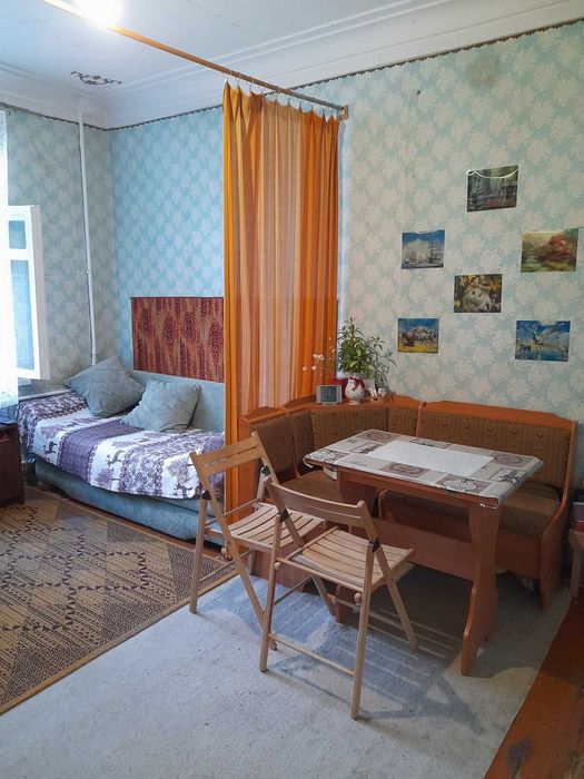 Продам комнату в общежитии, Днепровский р-н, район к/з им. Глинки