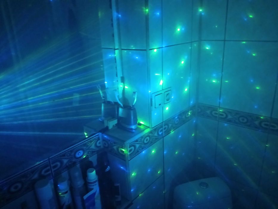 Laser Laserworld EL-250RGB Micro na imprezę party dyskotekę