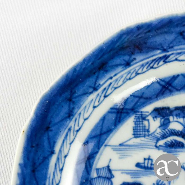 Prato porcelana da China, Cantão, período Qianlong, séc. XVIII