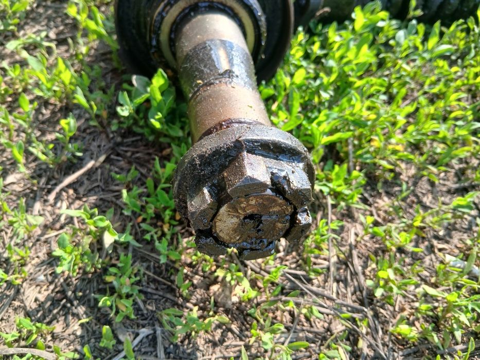 Цапфа трактор МТЗ 80.