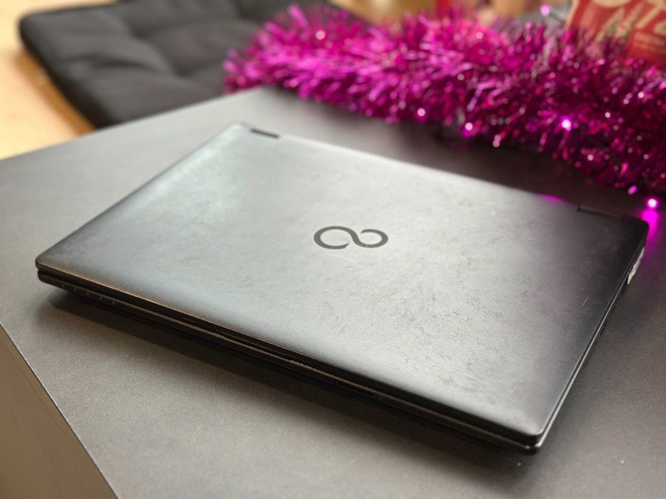 Laptop Fujitsu Lifebook E5410 I3-10110U 8GB/256GB + Gwarancja 6 msc