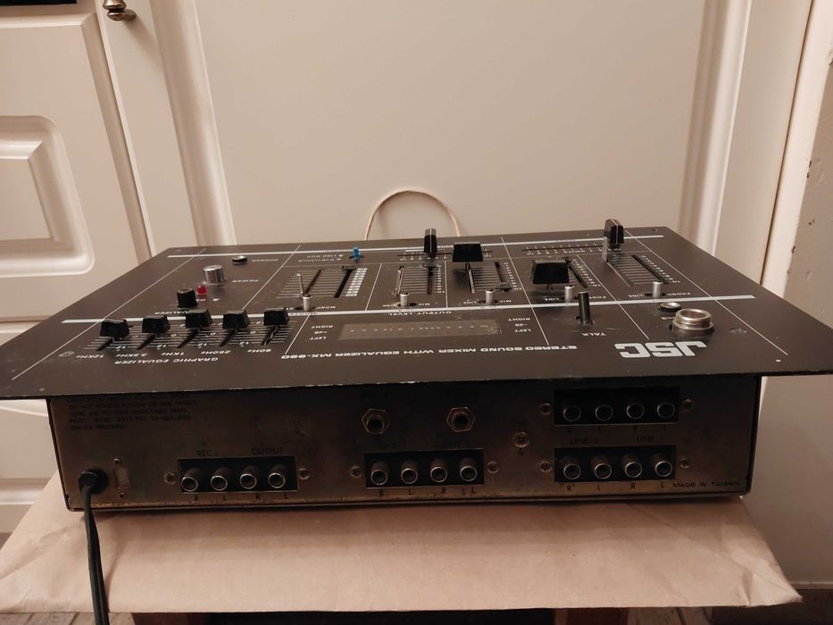 Mikser muzyczny JSC MX-950. Mixer muzyczny z equalizerem.