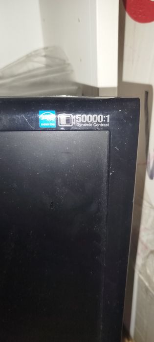 Monitor samsung 23.6” lcd