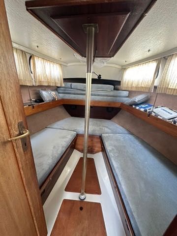Jacht żaglowy LM-24 Motorsailer
