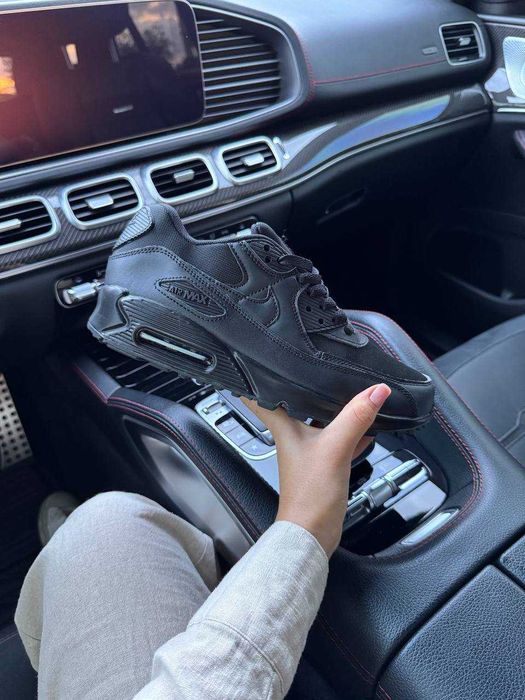 Женские кроссовки Nike Air Max 90 Triple "Black" Размеры 36-40