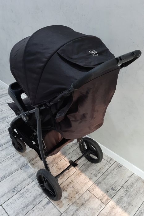 Wózek spacerówka Kinderkraft czarny spacerowy