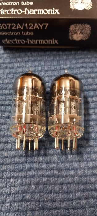 Par de válvulas 12AY7/ 6072A Electro-harmonix