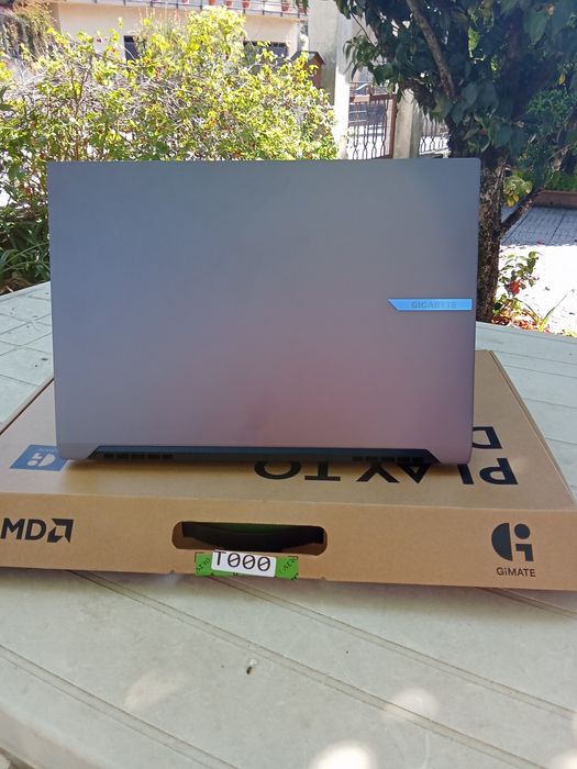 Portátil Gaming Gigabyte Aero X16 - Ryzen Al 7 350 - RTX 5060