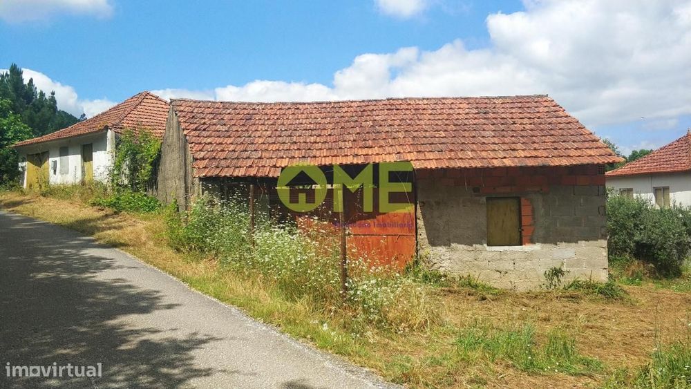 Moradia para restauro com terreno