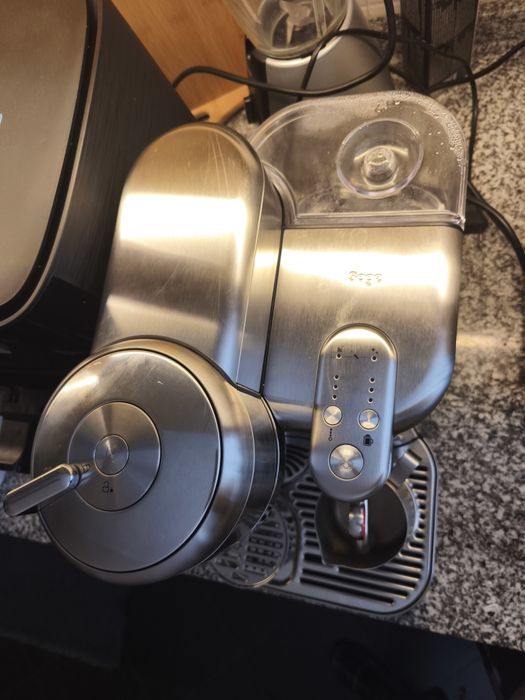 Máquina de café Nespresso