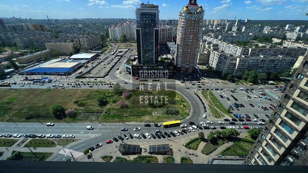 Продаж 5-кімнатної квартири в ЖК Obolon Residences