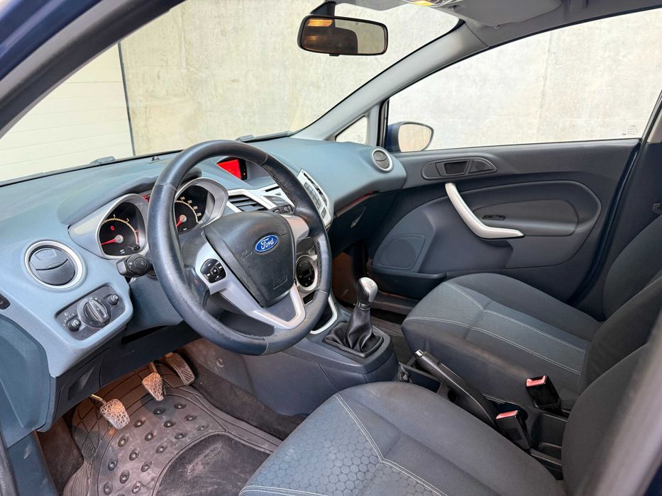 Ford Fiesta 1.25 Titanium - Desde 53€/mês;