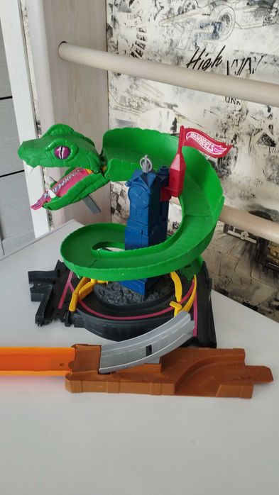 Трек  для машин Hotweels