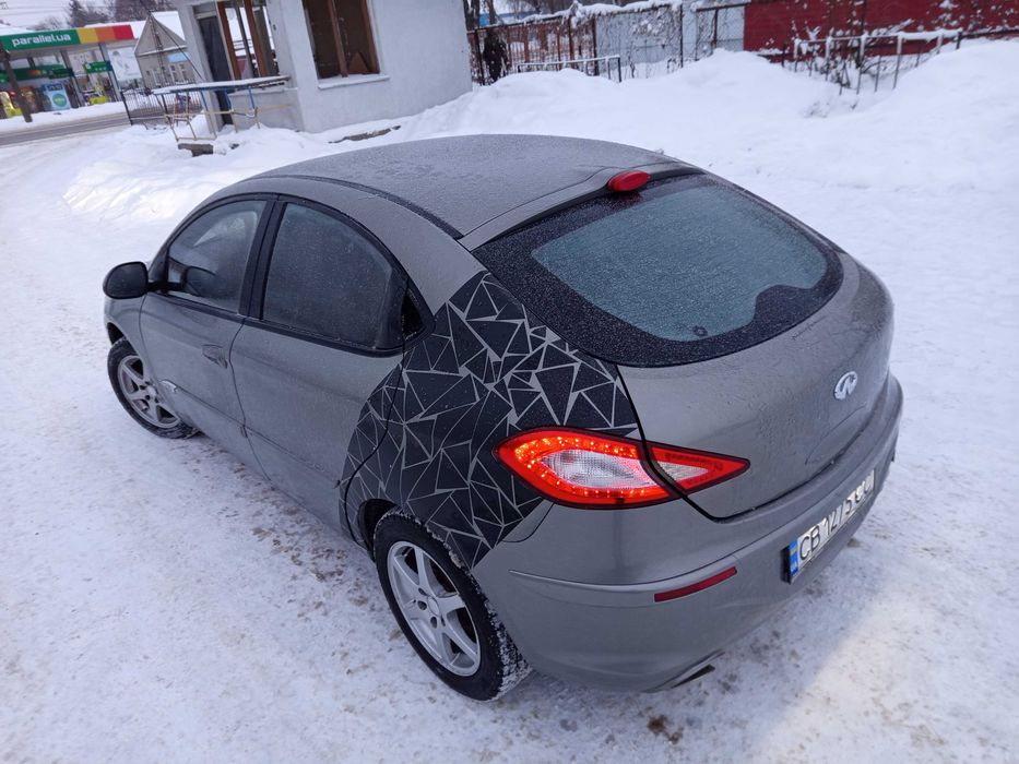 Chery M11 2011 Luxury